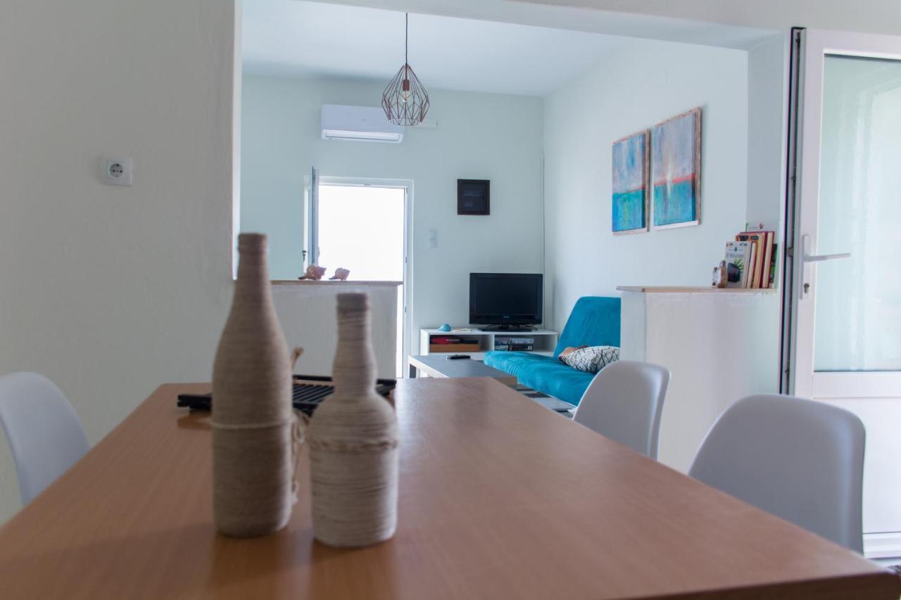 Stella'S Beach House Psari Forada Bagian luar foto